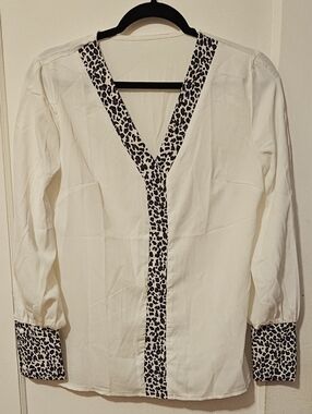 White Long-Sleeve V-Neck Blouse with Leopard Trim